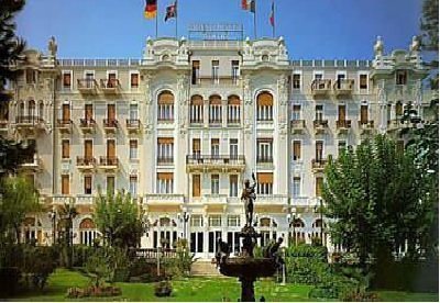 Dolce Vita a tavola al Grand Hotel Rimini