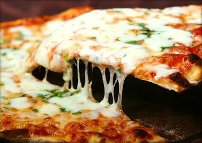 Il 5 settembre negli Usa è “National Cheese Pizza Day”